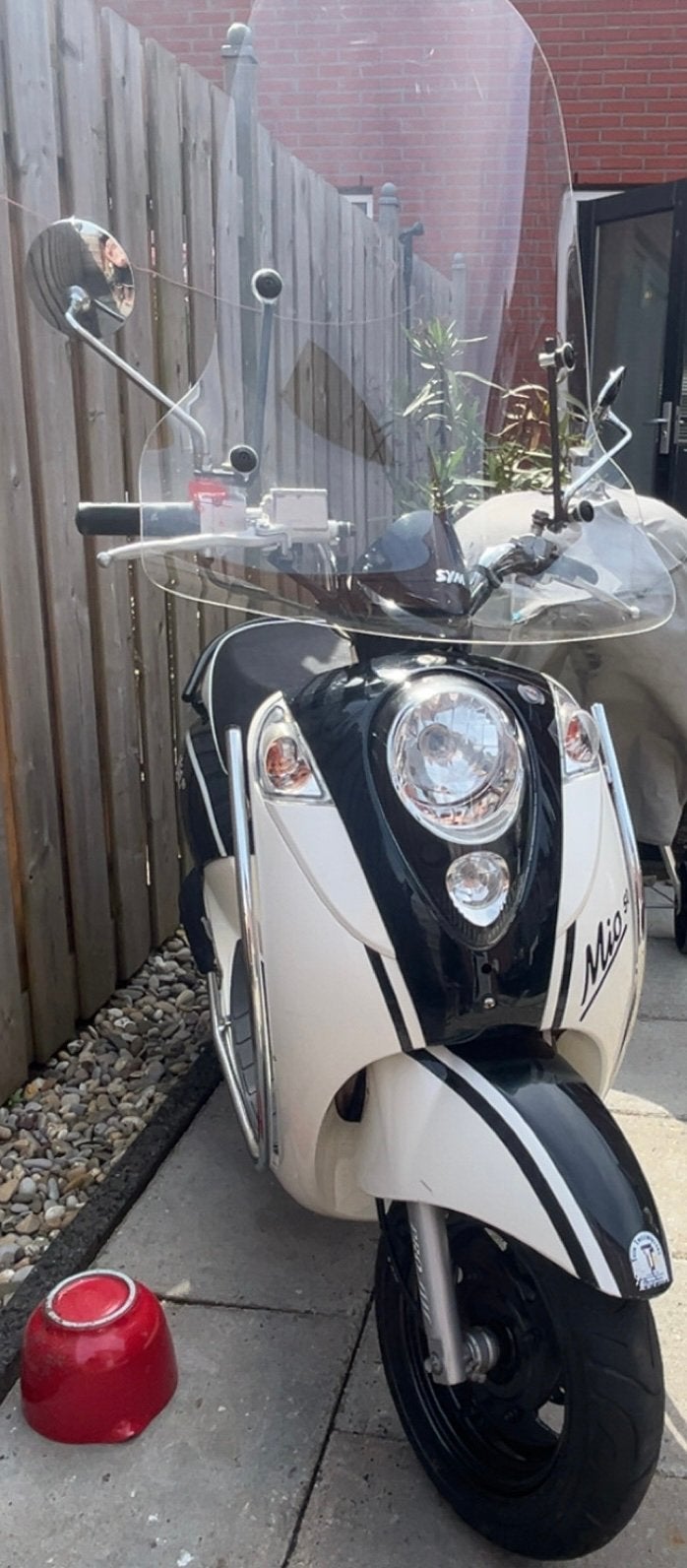 Sym mio 50 2011, Fietsen en Brommers, Scooters | SYM, Ophalen, Zo goed als nieuw, Benzine, Mio
