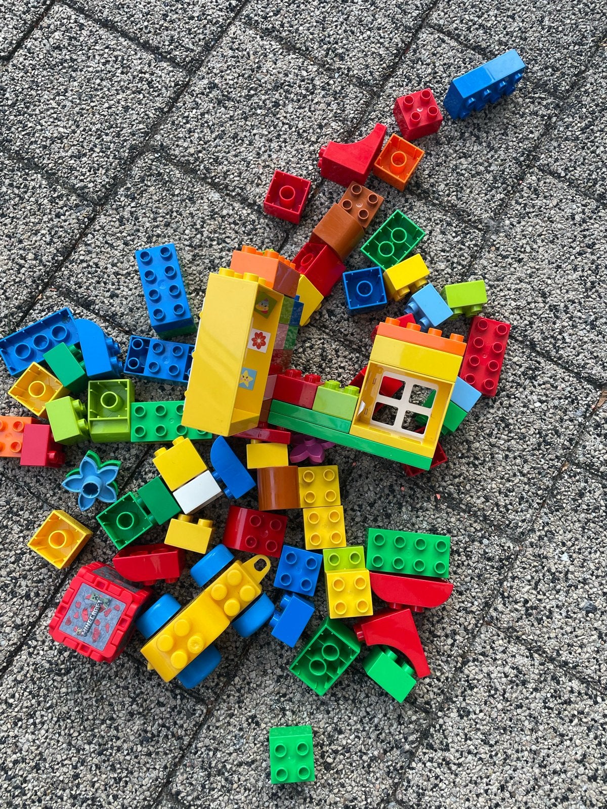 Duplo blokken restantje, Kinderen en Baby's, Speelgoed | Bouwstenen, Ophalen of Verzenden, Zo goed als nieuw, Overige merken