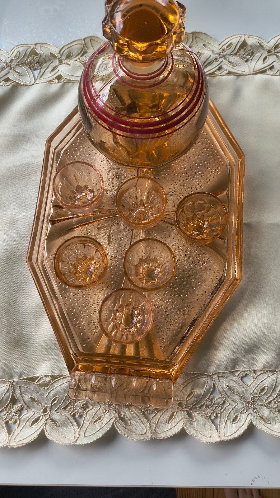 Vintage 1930- 1950 roze rosaline glazen karafset met dienbla, Ophalen of Verzenden