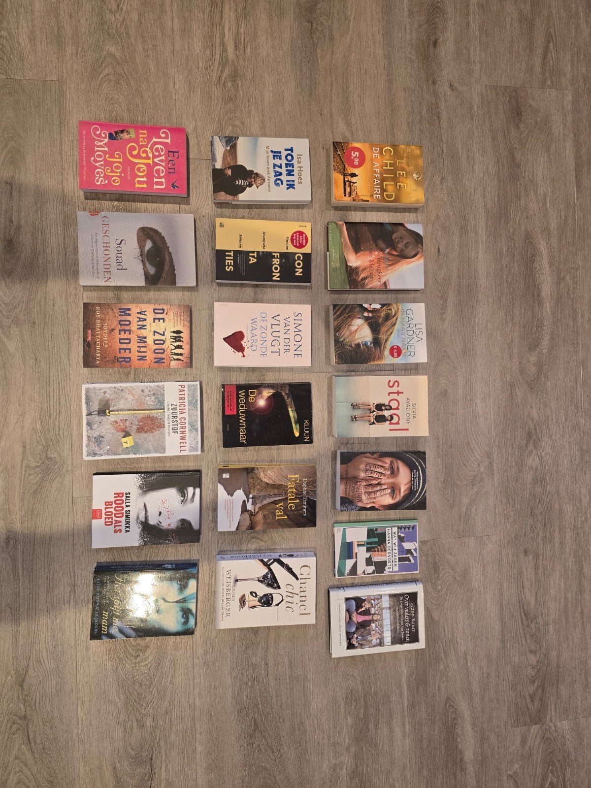 2 dozen vol met diverse boeken te koop., Boeken, Ophalen, Zo goed als nieuw