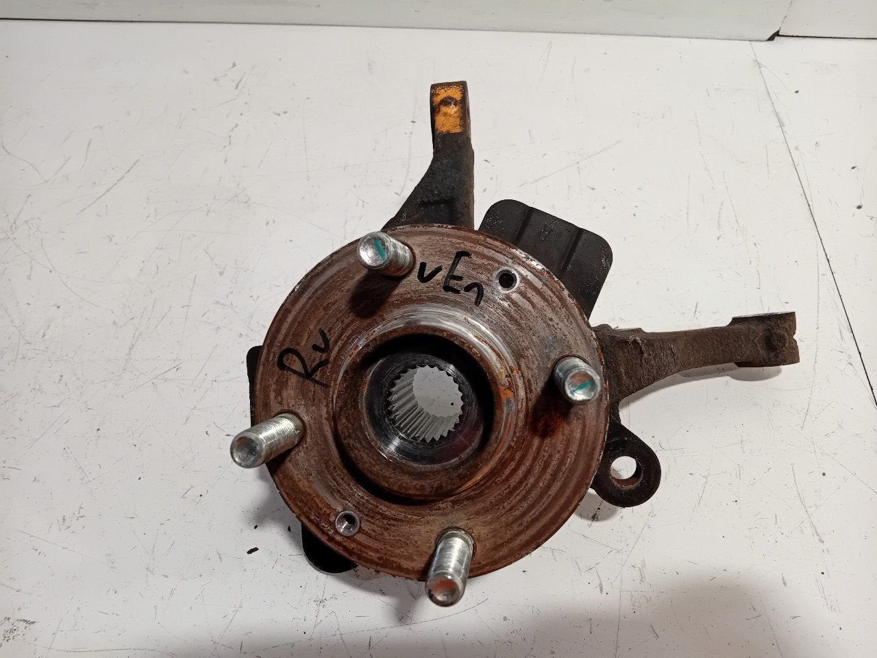 Wielnaaf rechts voor Hyundai i10, Onderdelen@venauto.nl, Van der Ven Autorecycling B.V., Gebruikt, Ettenseweg 76, 4706 PB Roosendaal, The Netherlands
