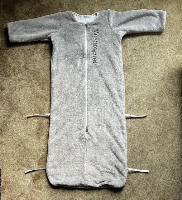 Puckababy winterslaapzak grijs, Kinderen en Baby's, Dekens, Slaapzakjes en Inbakerproducten, Ophalen, Puckababy, In te korten