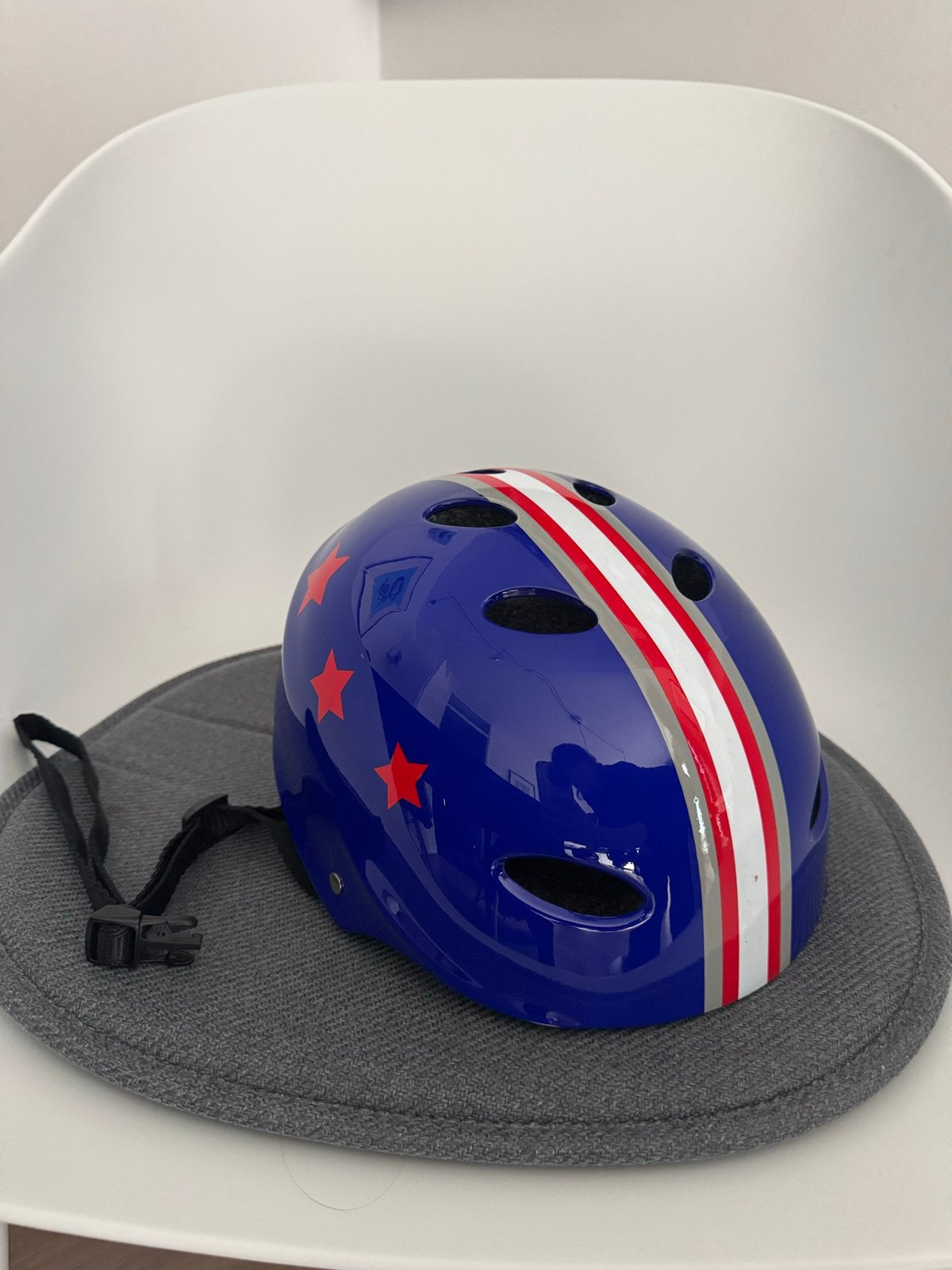 Fietshelm voor kinderen - Blauw met sterren en strepen, Ophalen of Verzenden, Zo goed als nieuw, XS, Jongen of Meisje