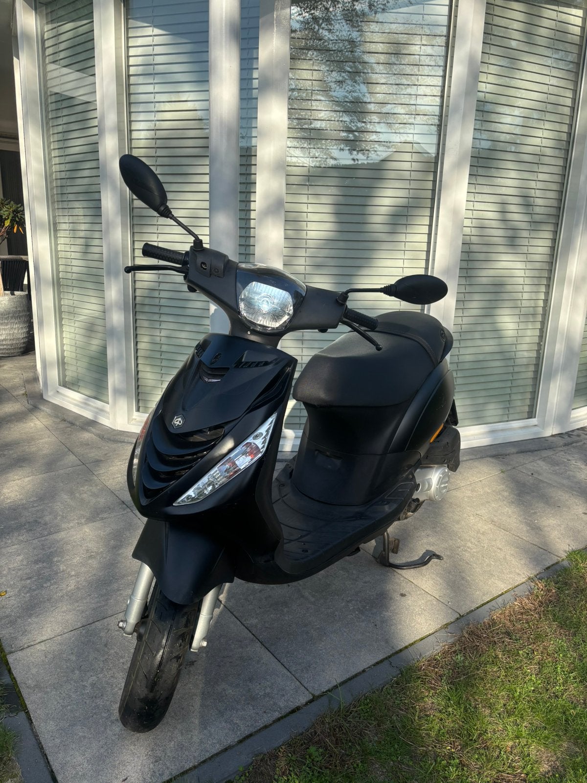 Piaggio Zip 4T brom | 2021 | Eerste eigenaar, Ophalen, Gebruikt, Maximaal 45 km/u, Zip