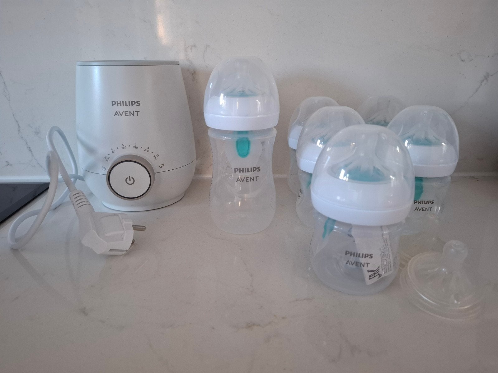 Philips Avent Flessenwarmer met flessen NIEUW, Flessen- of potjesverwarmer, Gebruikt, Inclusief flessen, Philips Avent