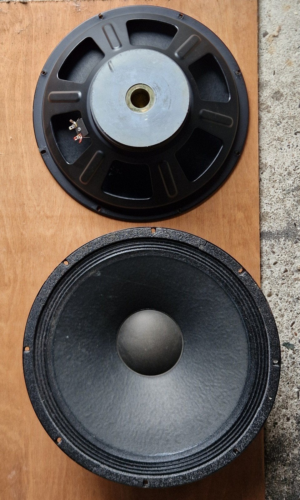 Volt 15 inch basgitaar speakers, Ophalen, Zo goed als nieuw, Basgitaar, 100 watt of meer