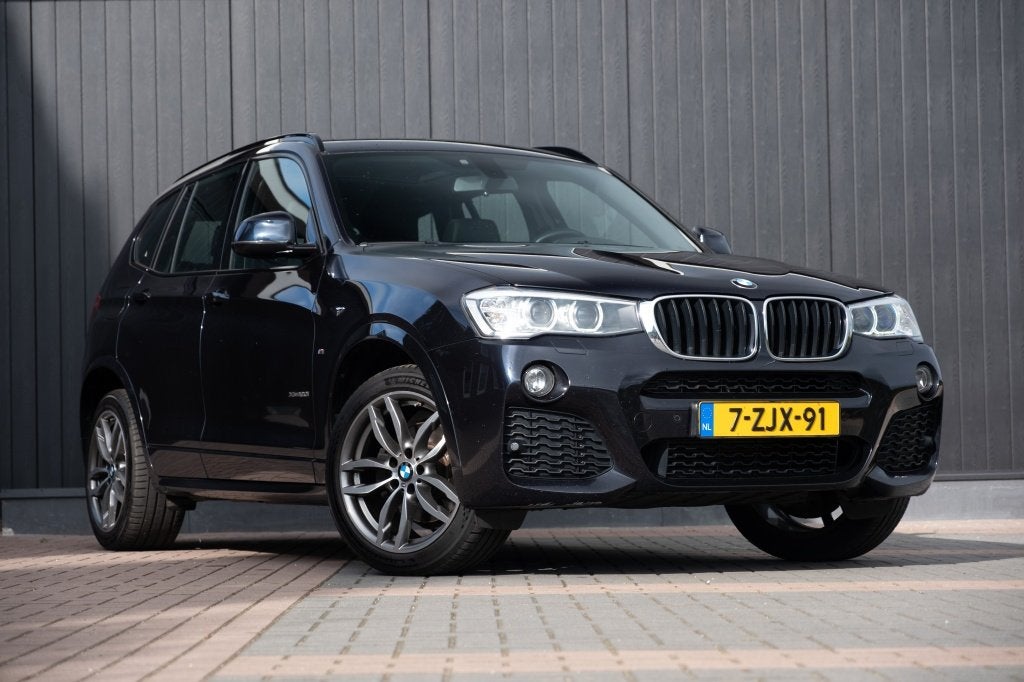 BMW X3 xDrive20i Aut. High Exec. | M pakket | Pano | Leder |, Auto's, Automaat, Gebruikt, 4 cilinders, 2000 kg