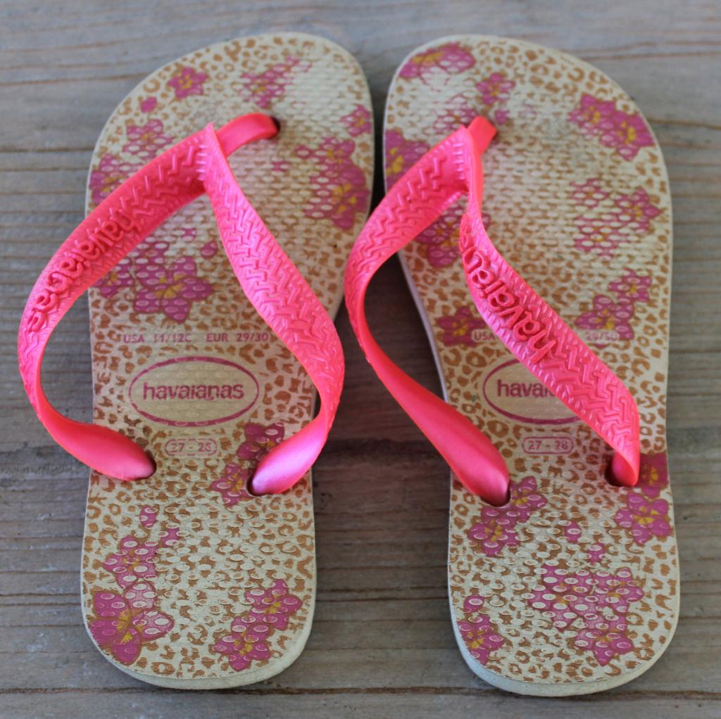Havaianas slippers BRA 27/28 EU 29/30, Kinderen en Baby's, Kinderkleding | Schoenen en Sokken, Gebruikt, Meisje, Overige typen