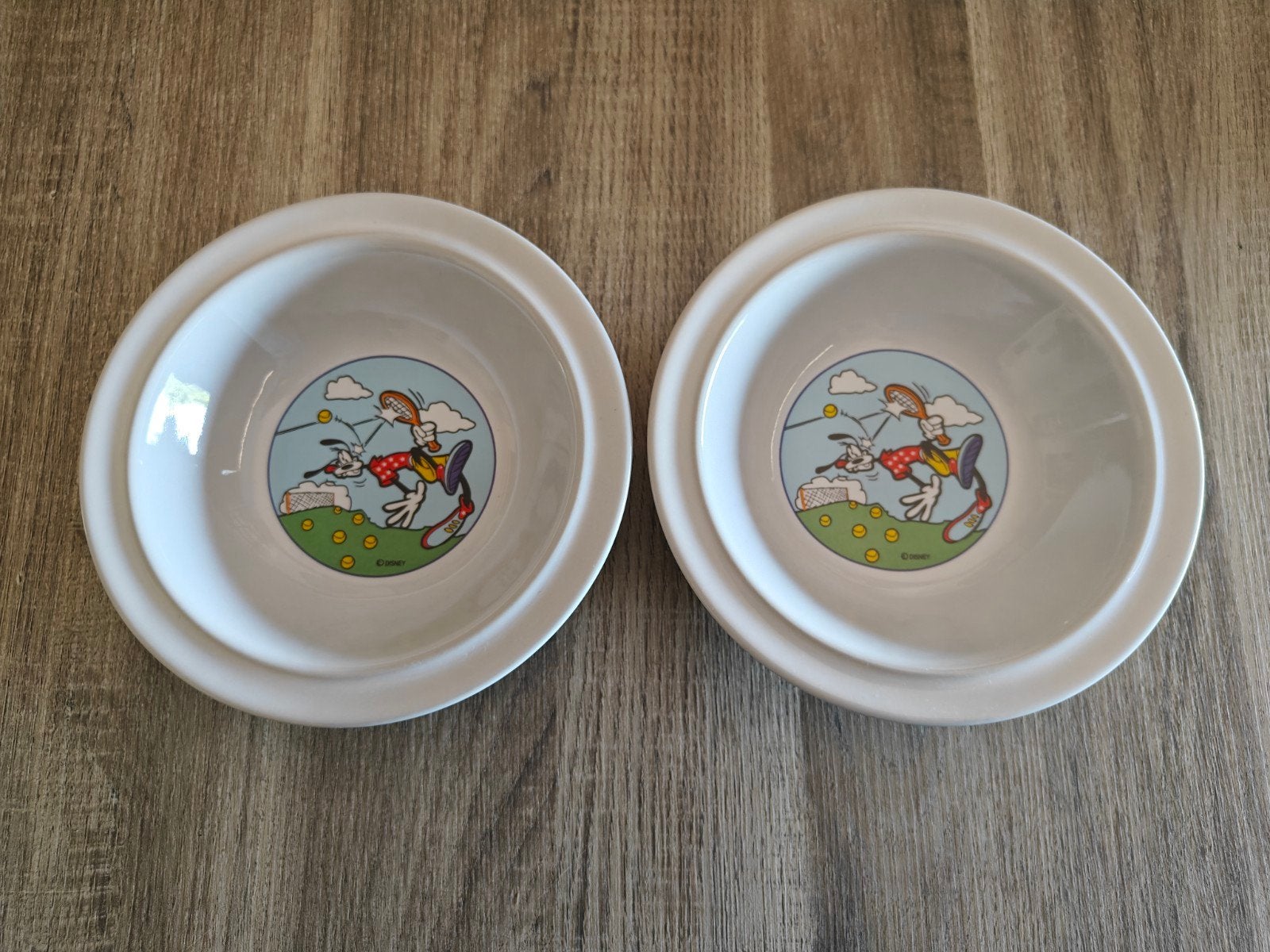 Disney Goofy Schaaltjes 2 Stuks ⌀17cm, Ophalen of Verzenden, Goofy of Pluto, Nieuw, Servies