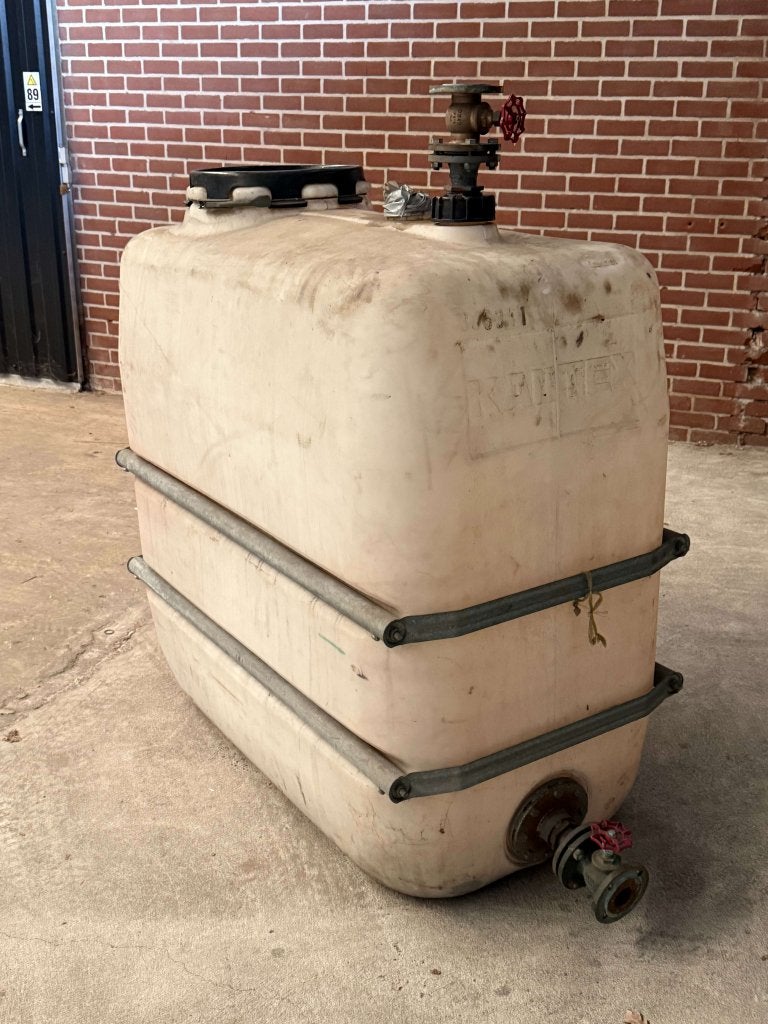 Opslagtank 1100 liter  PE HxLxB 1400x1400x720mm, Niet ingevuld, Niet ingevuld, Niet ingevuld
