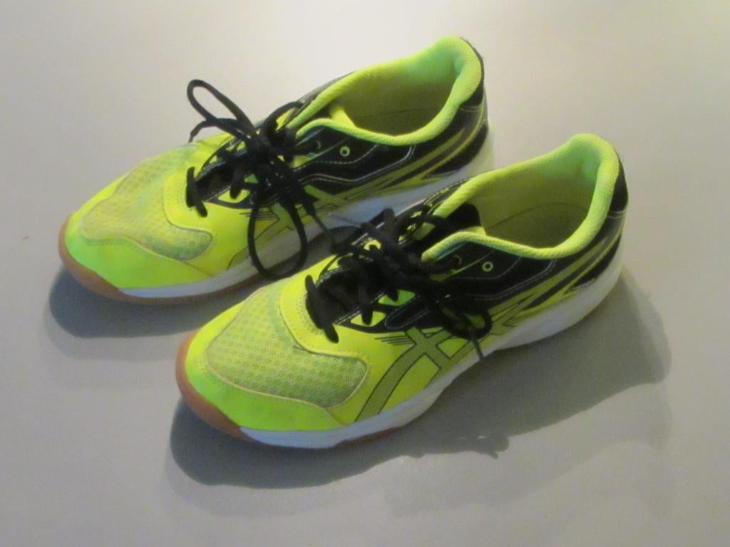 Tennisschoenen 37,5 Asics upcourt, Sport en Fitness, Tennis, Overige merken, L00, Schoenen, Ophalen of Verzenden