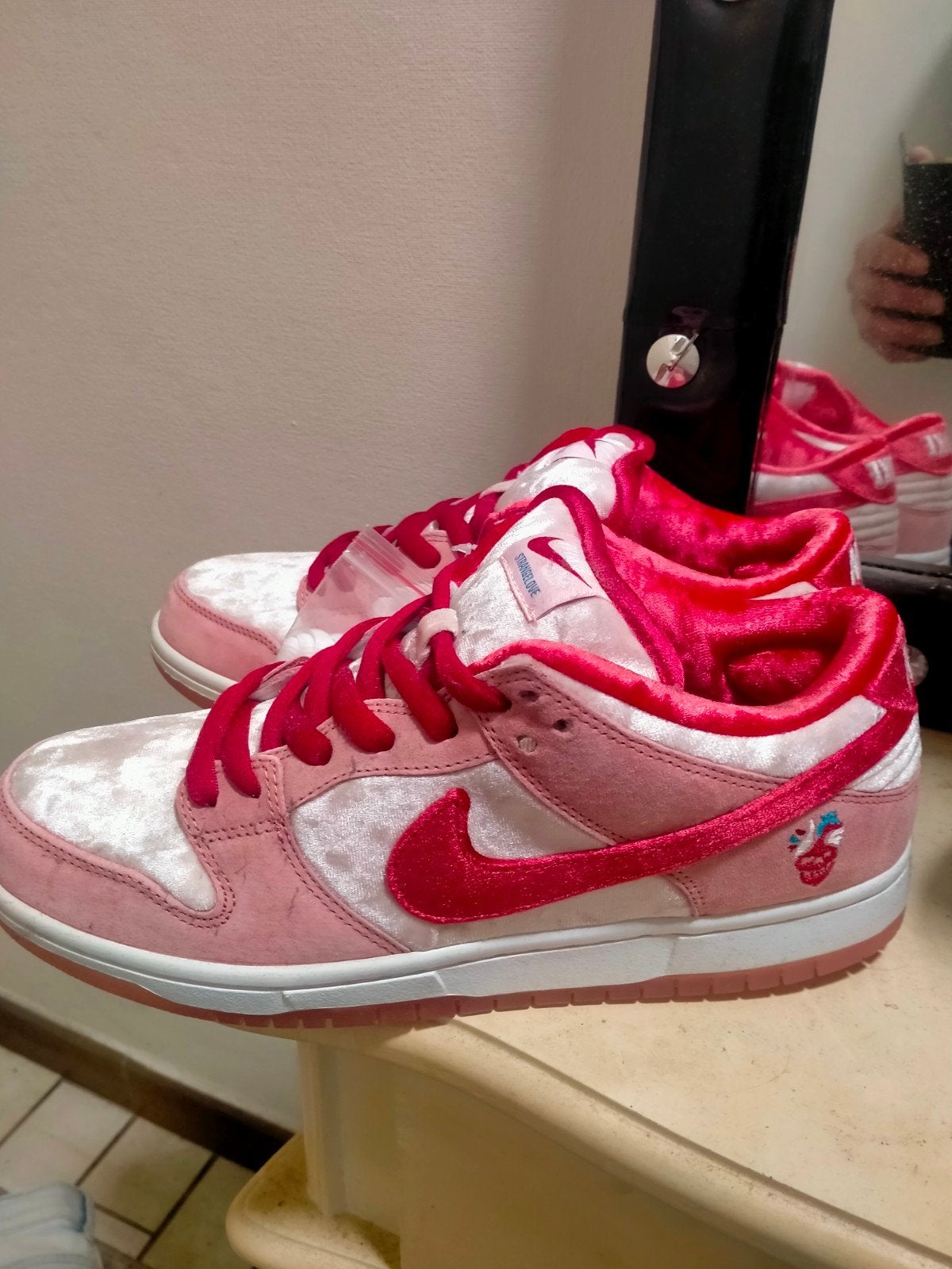 Nike SB Dunk Low Strangelove Skateboards, Nike, Nieuw, Ophalen of Verzenden, Sneakers of Gympen