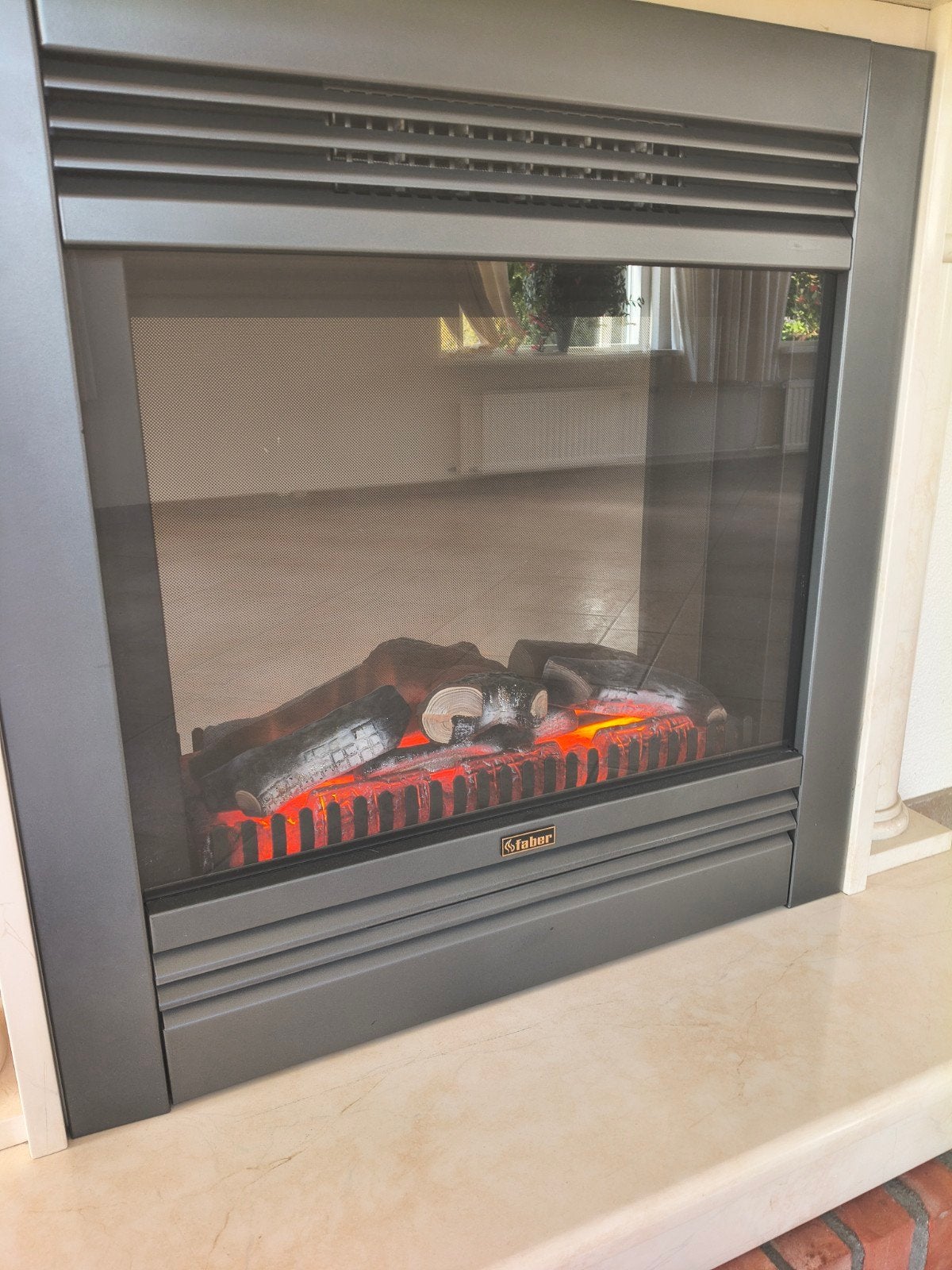 Faber elektrische haard met realistische vlammen, Huis en Inrichting, Haarden, Ophalen, Gebruikt, Inbouwhaard, Elektrische haard