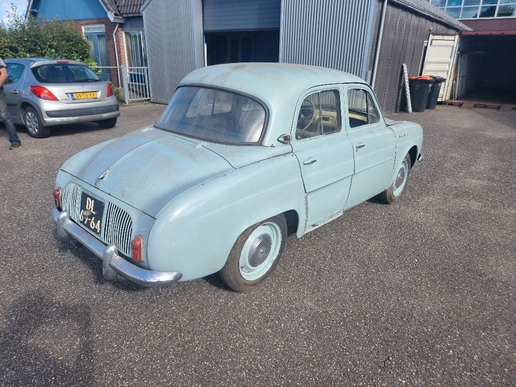 Oldtimer Renault Dauphine (1958) – NL kenteken, foto 3