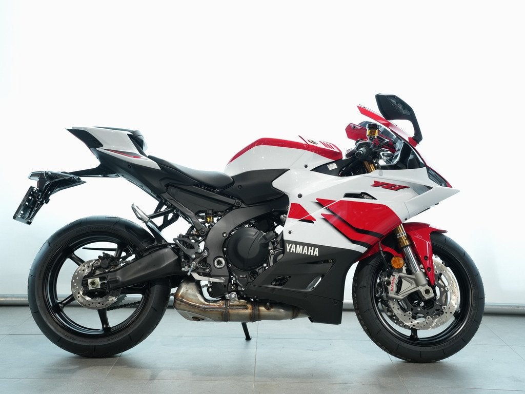 Yamaha YZF R9 70TH ANNIVERSARY (bj 2026), Klantenservice@yamaha-motor.nl, 900 cc, Super Sport, Meer dan 35 kW