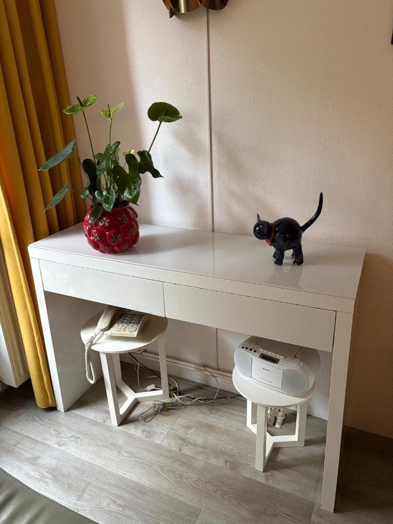 Sidetable wit met 2 laden, Ophalen, 100 tot 150 cm, Nieuw, Modern