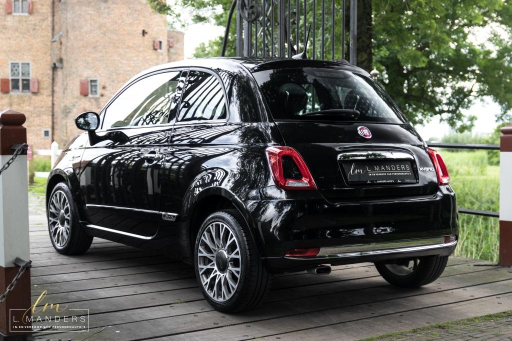 Fiat 500 1.0 Hybrid Dolcevita 2022 Zwart | Apple CarPlay | C, Auto's, Fiat, Keurmerk '100% Onderhouden', Gebruikt, Euro 6, 4 stoelen