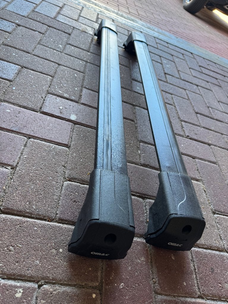 Universele Dakdragers voor Ford Focus MK4 (gesloten dakrail), Auto diversen, Ophalen, Gebruikt