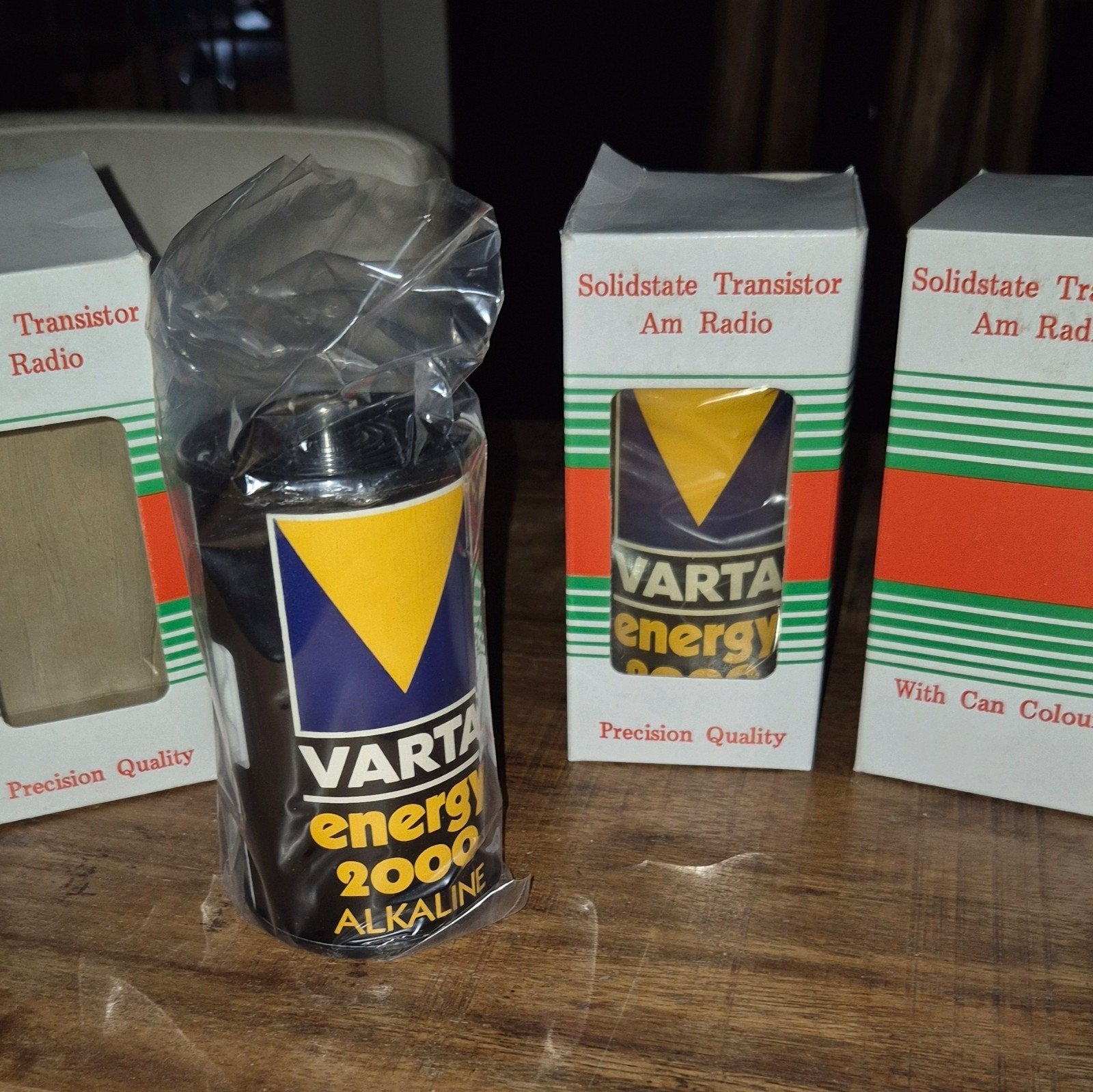 Vintage Varta Solidstate Transistor AM-radio (jaren '70/'80), Ophalen of Verzenden, Nieuw, Transistorradio