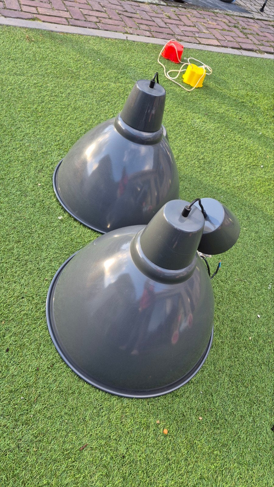 2x IKEA FOTO Hanglampen Grijs - Industrieel Design, Ophalen, Gebruikt, E27 (groot), Metaal