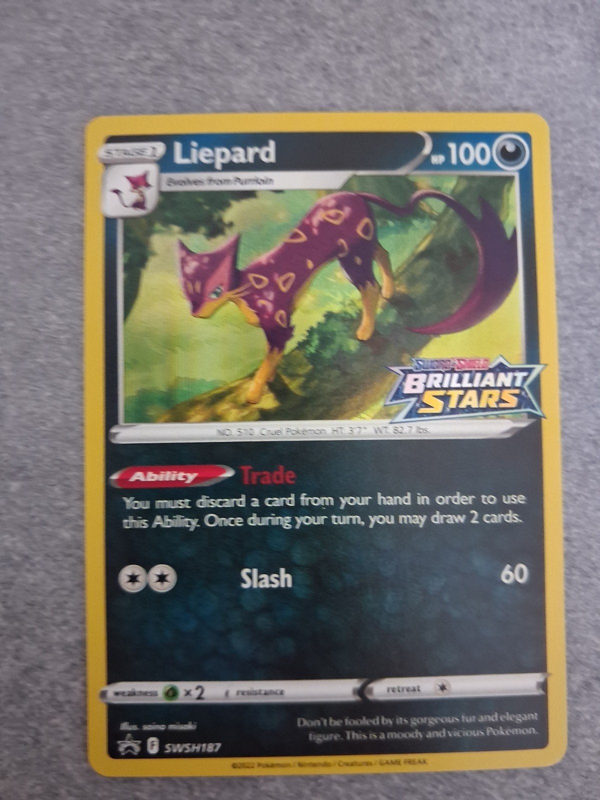 Liepard SWSH187 Brilliant Stars stamp Pokémon Kaart, Ophalen of Verzenden, Zo goed als nieuw, Losse kaart