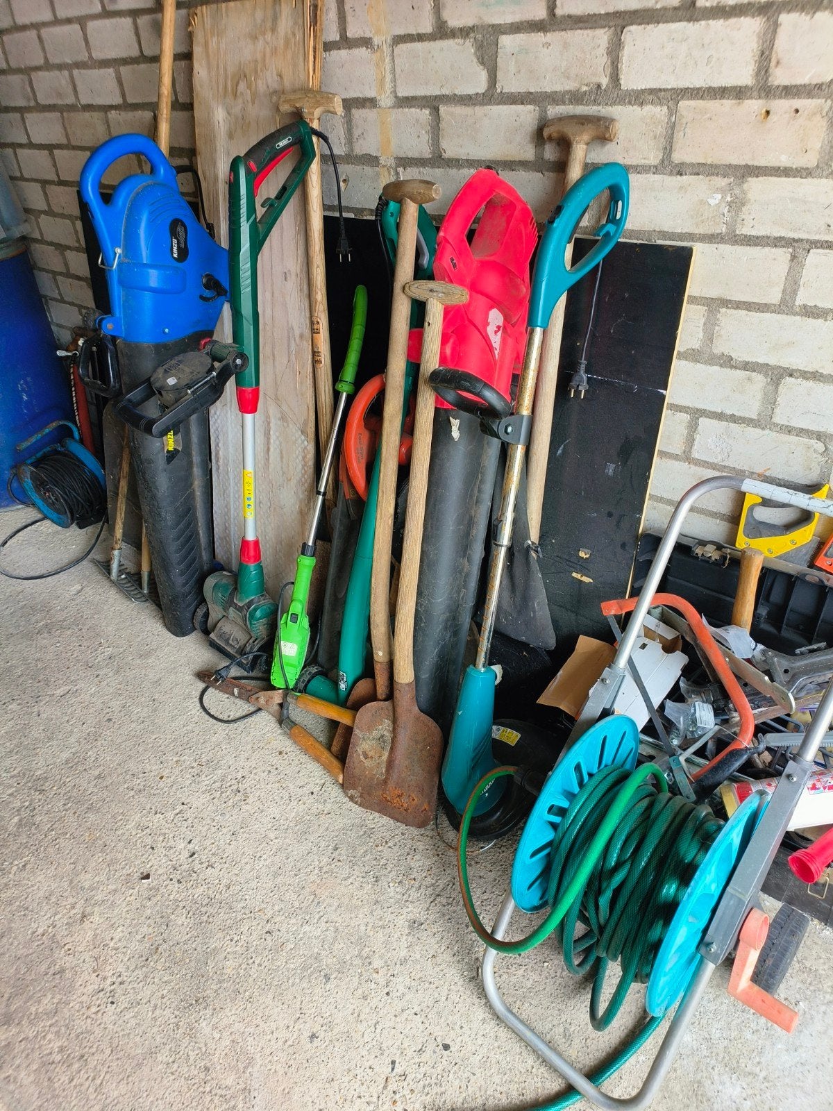 Diverse tuin gereedschap, Ophalen, Tuinslang