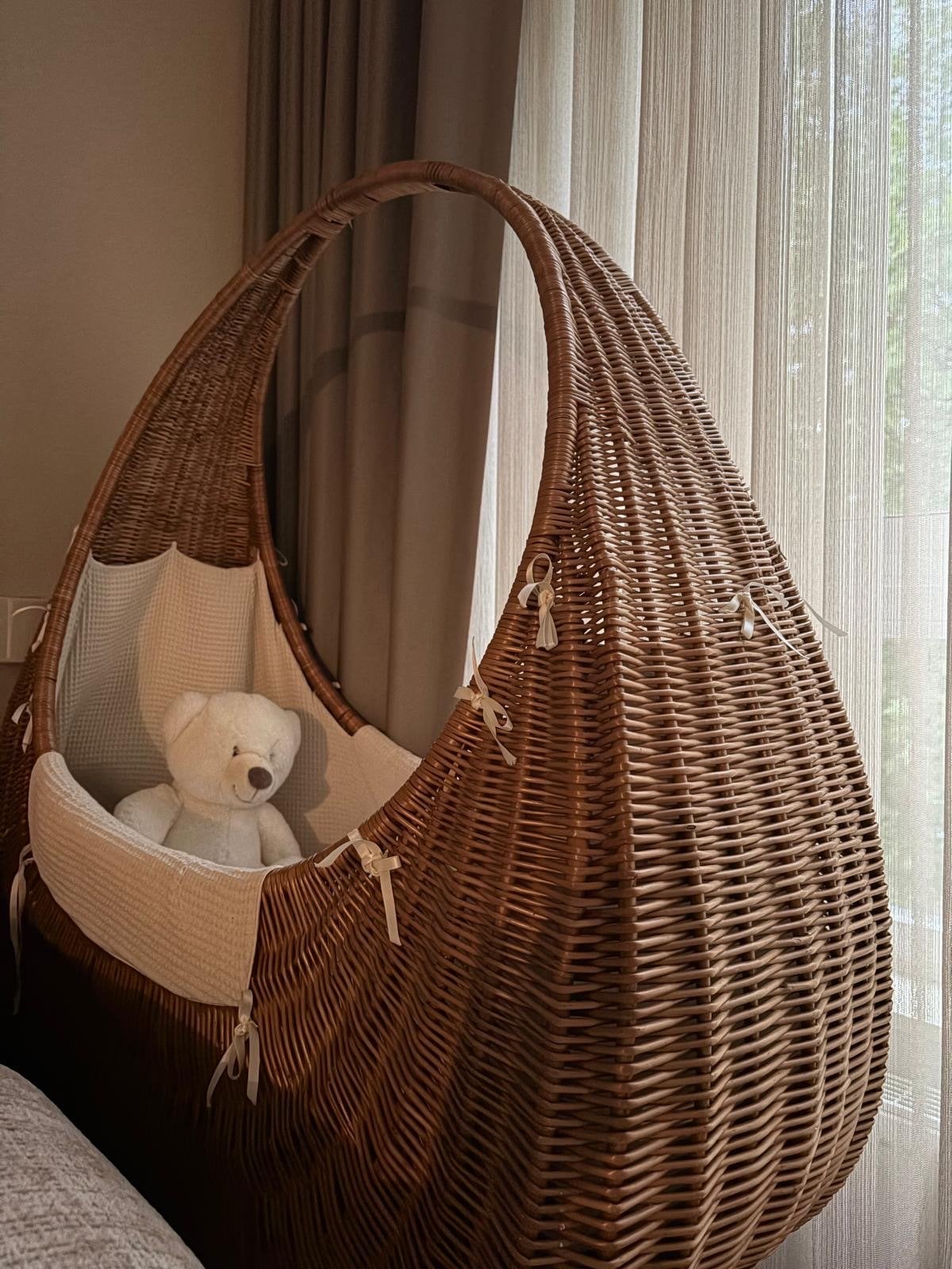 Rotan wieg in goede staat, Ophalen, Zo goed als nieuw, Wieg