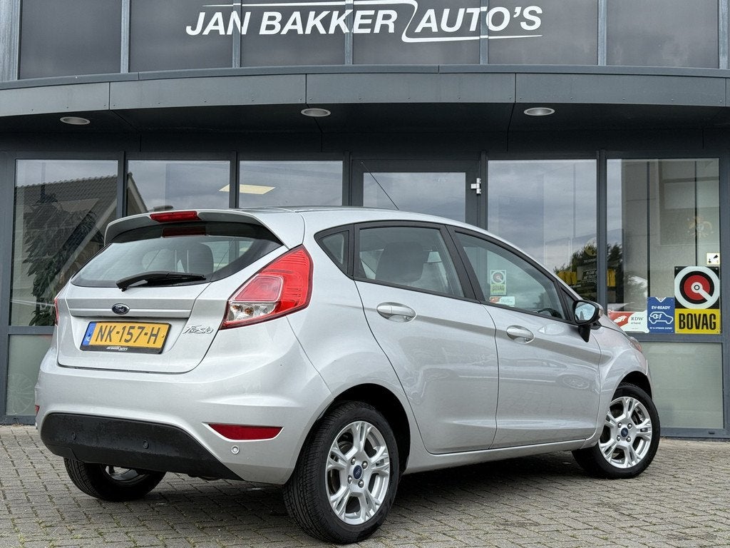 Ford Fiesta 1.0 Style Ultimate  Navi  Bluetooth  Pa, Auto's, Voorwielaandrijving, 12 maanden, Stof, 525 kg
