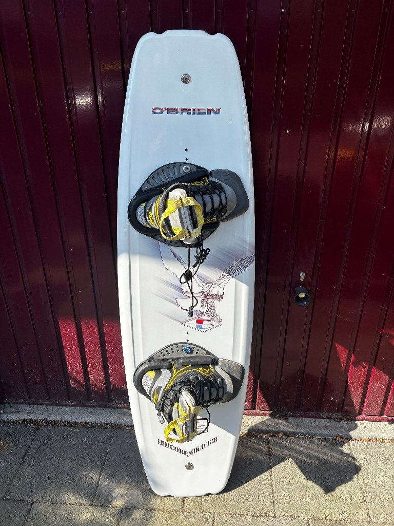O'Brien wakeboard + Jobe Judge bindingen, Ophalen, Gebruikt, Board en Schoenen
