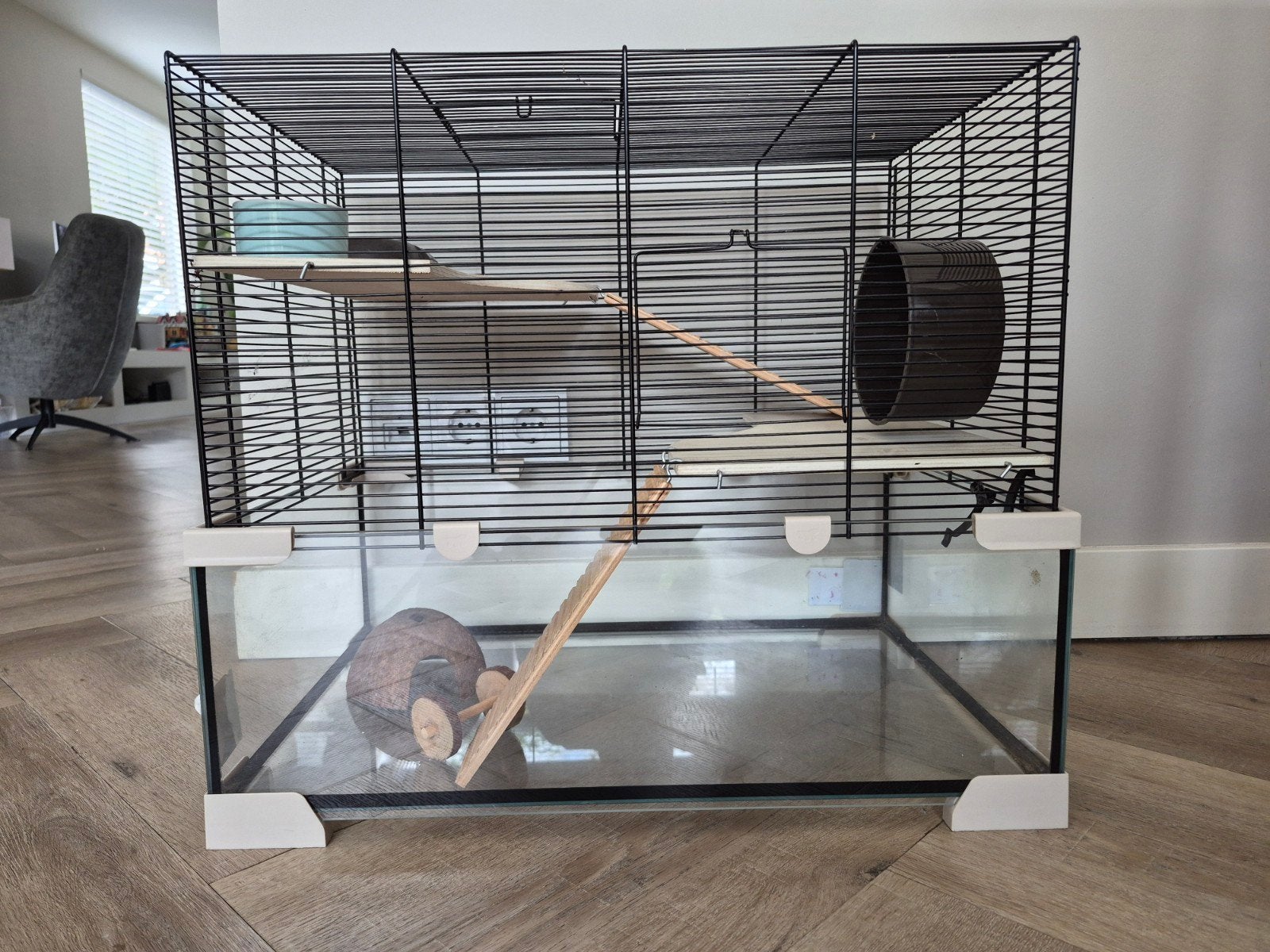 Kooi voor kleine knaagdieren (bijv hamster) incl toebehoren, Kooi, Minder dan 75 cm, Zo goed als nieuw, Hamster
