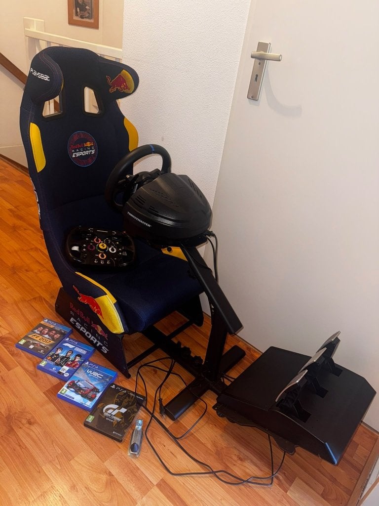 Playseat Red Bull + T300 RS GT + F1 stuur, Spelcomputers en Games, Ophalen, Gebruikt, Playseat of Racestoel, PlayStation 4