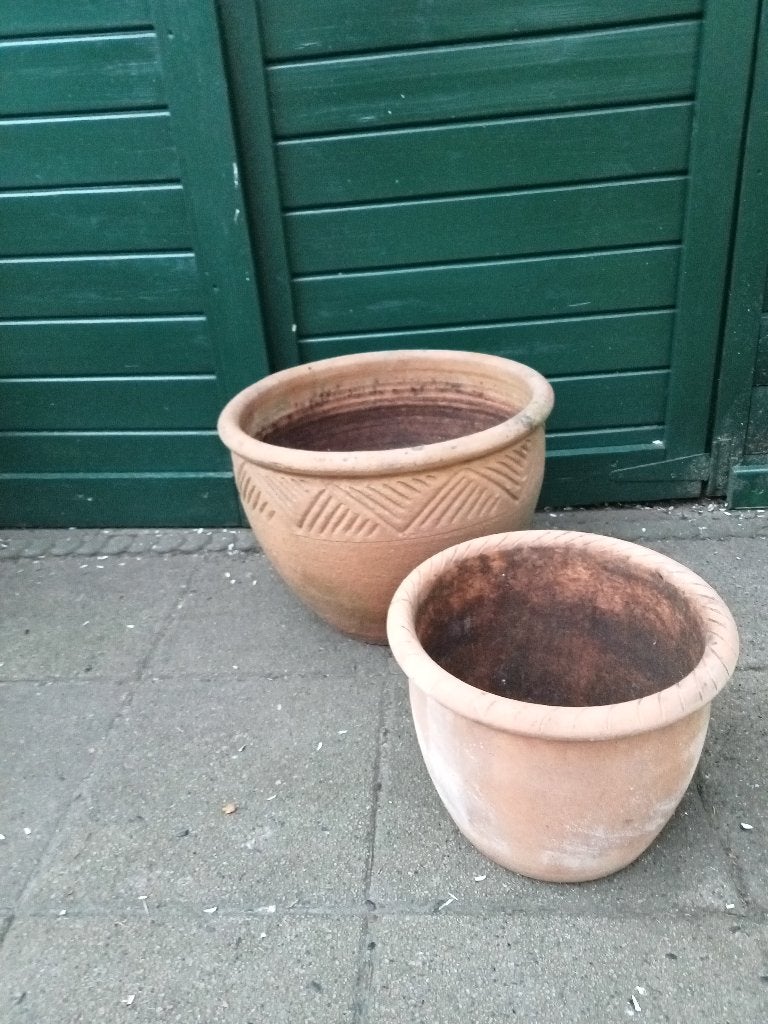2 X TERRACOTTA BLOEMPOT, Tuin en Terras, Bloempotten, Gebruikt, Rond, Minder dan 40 cm, Balkon
