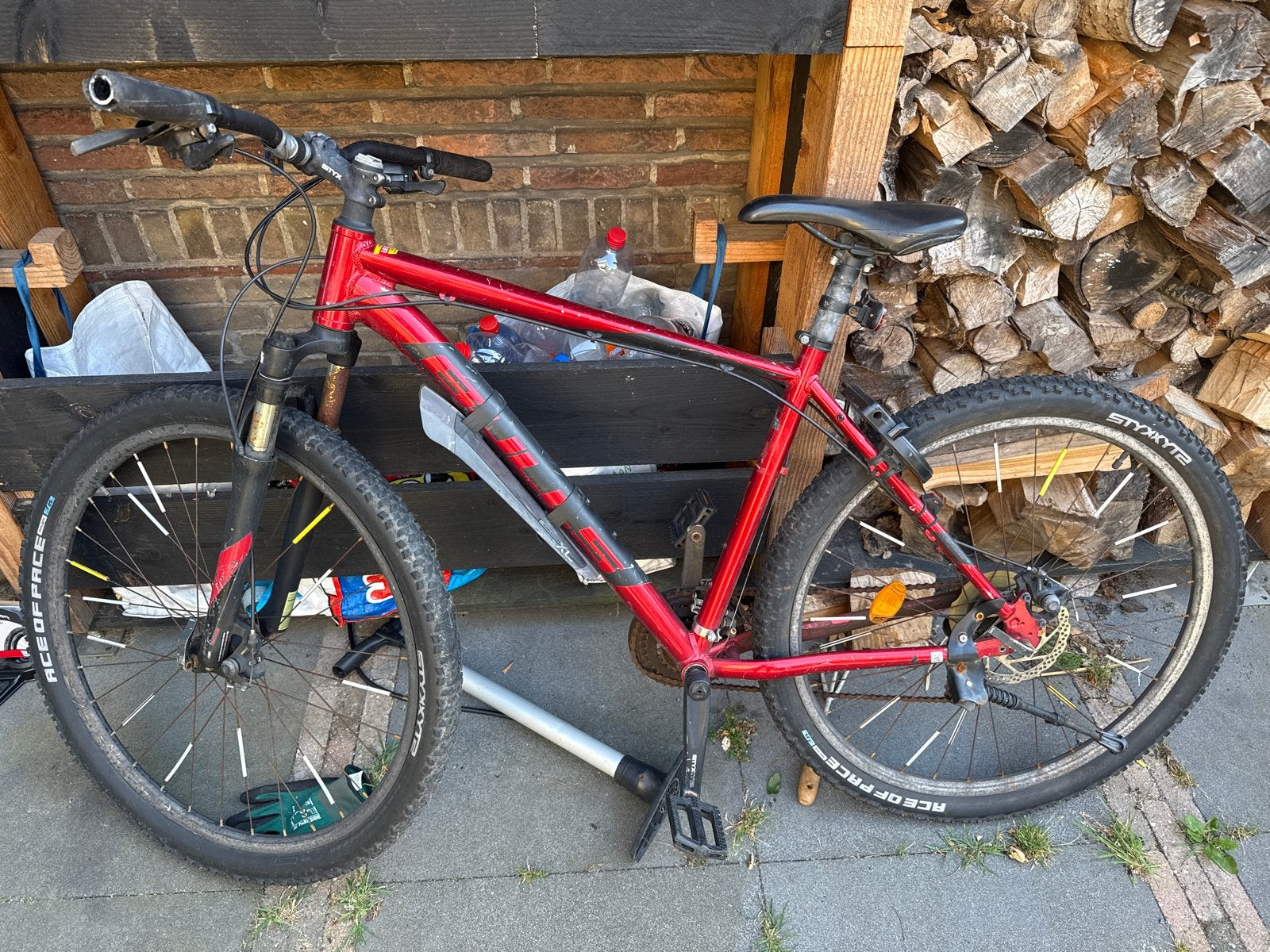 Bull wildtail 1 mountainbike. Opknapper, Gebruikt, Hardtail, Dames, Schijfrem