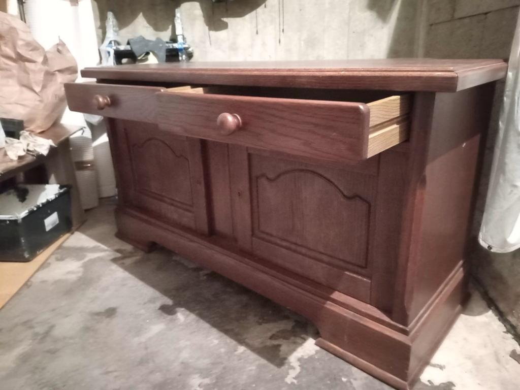 Antieke TV Kast (met sleutel)/ Dressoir van Massief Hout, Ophalen of Verzenden