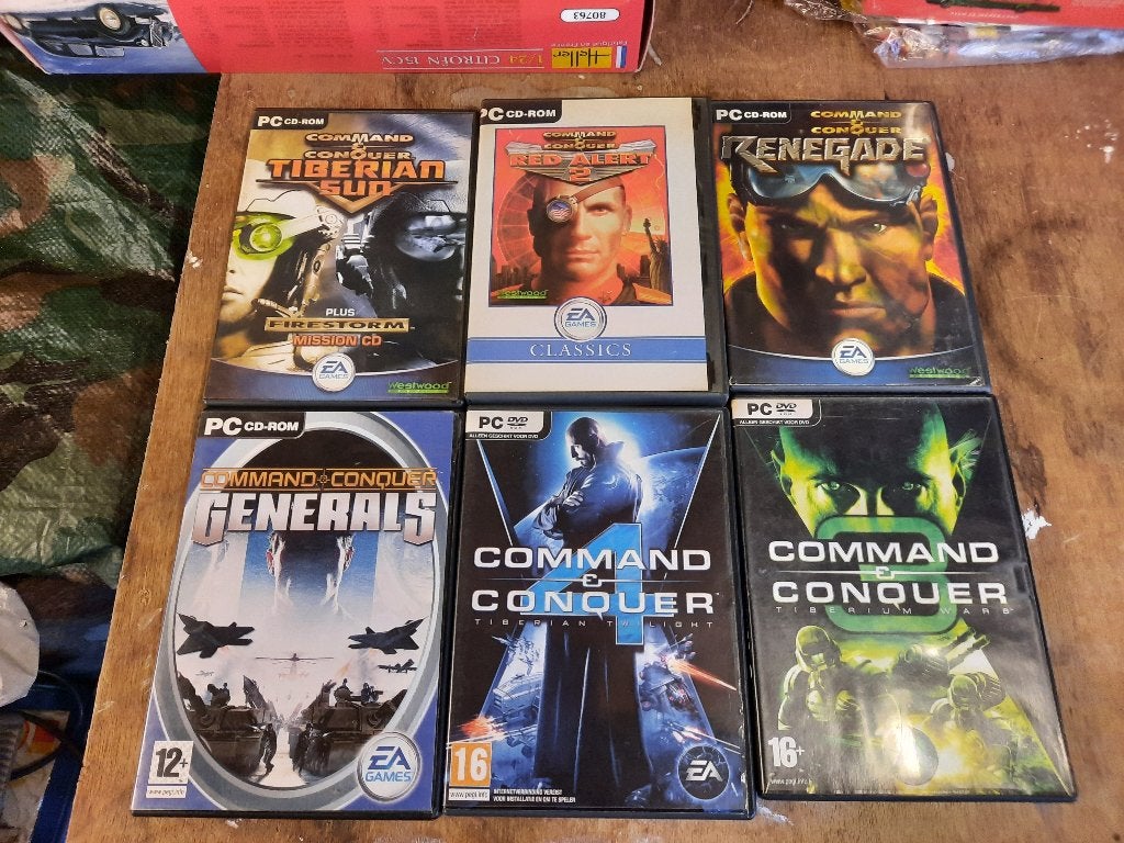 Vintage pc games Command & Conquer jaren 90/ 2000, Gebruikt, 1 speler, Ophalen of Verzenden, Strategie en Constructie