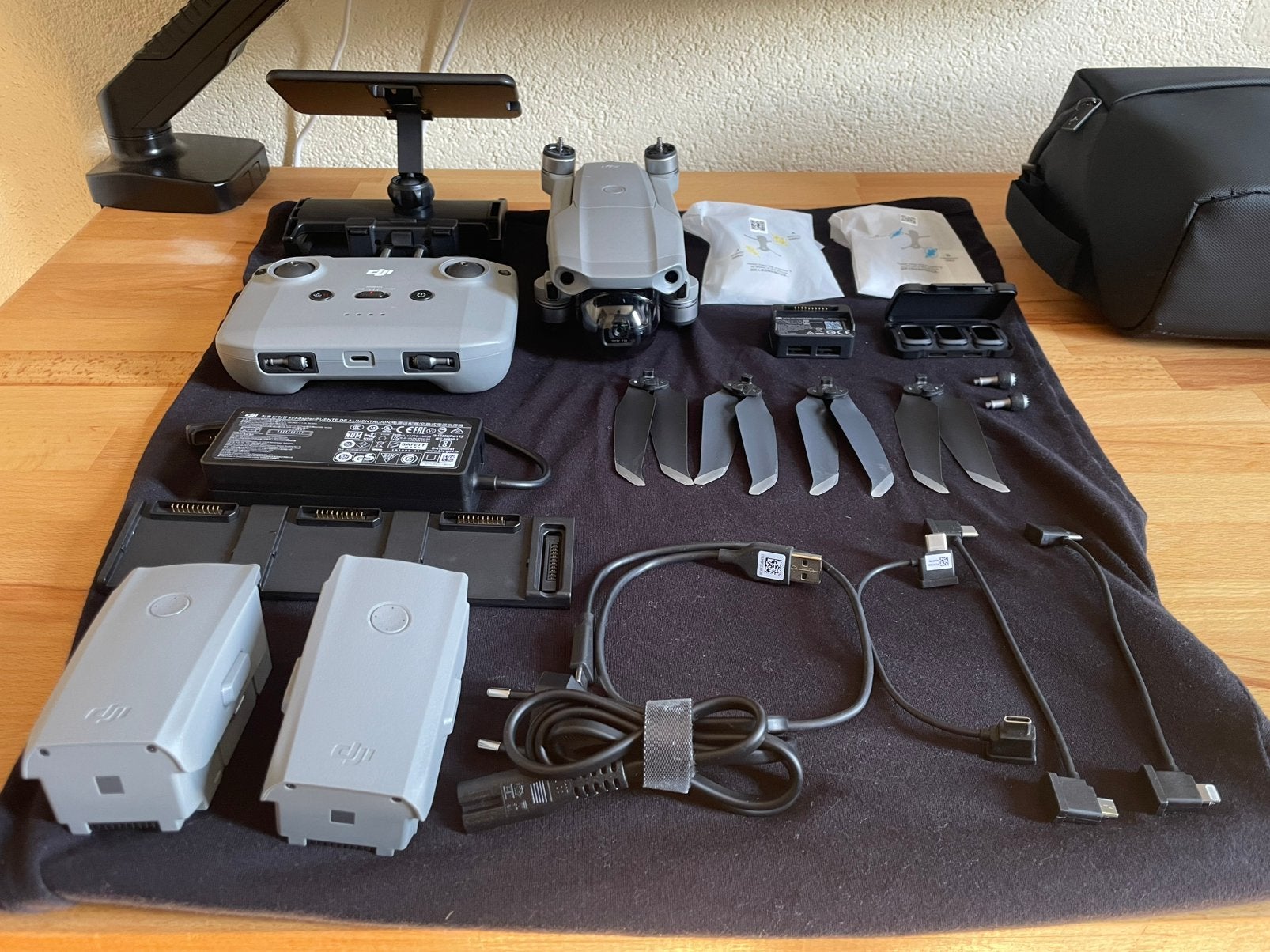 DJI mavic air 2 fly more combo, Ophalen of Verzenden, Zo goed als nieuw