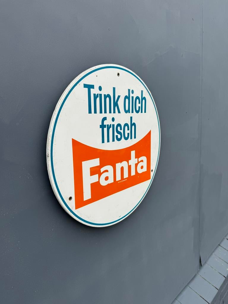 Vintage Fanta Reclamebord - 'Trink dich frisch', Reclamebord, Gebruikt, ., Ophalen of Verzenden