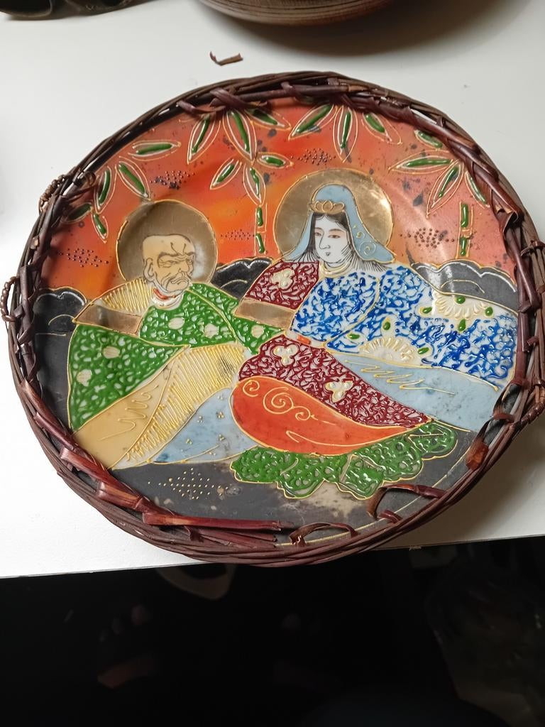Antiek Japans satsuma Imari Porseleinen Schaal Bamboe Mand, Antiek en Kunst, Antiek | Wandborden en Tegels, Ophalen of Verzenden
