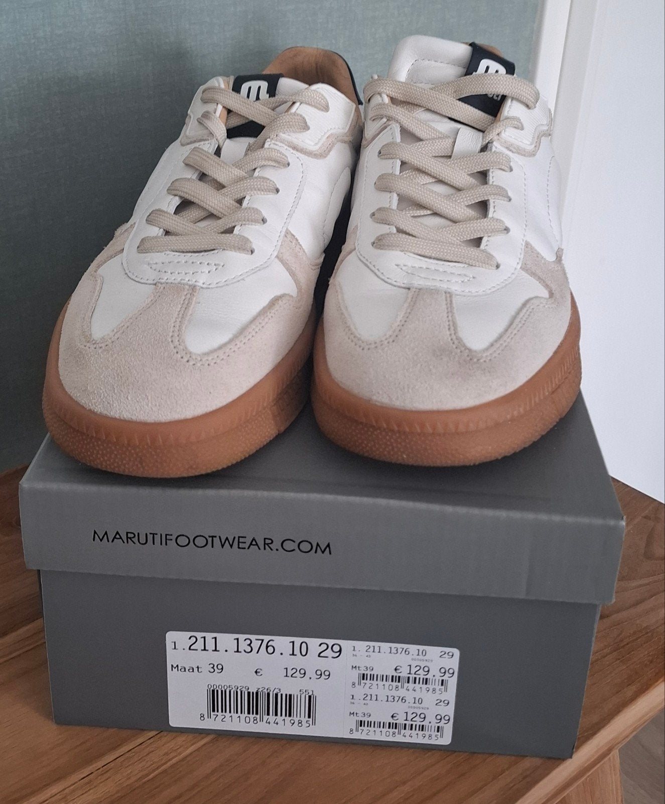 Witte leren met suède maruti sneakers maat 39, animal print, Kleding | Dames, Schoenen, Wit, Ophalen of Verzenden, Maruti, Sneakers of Gympen