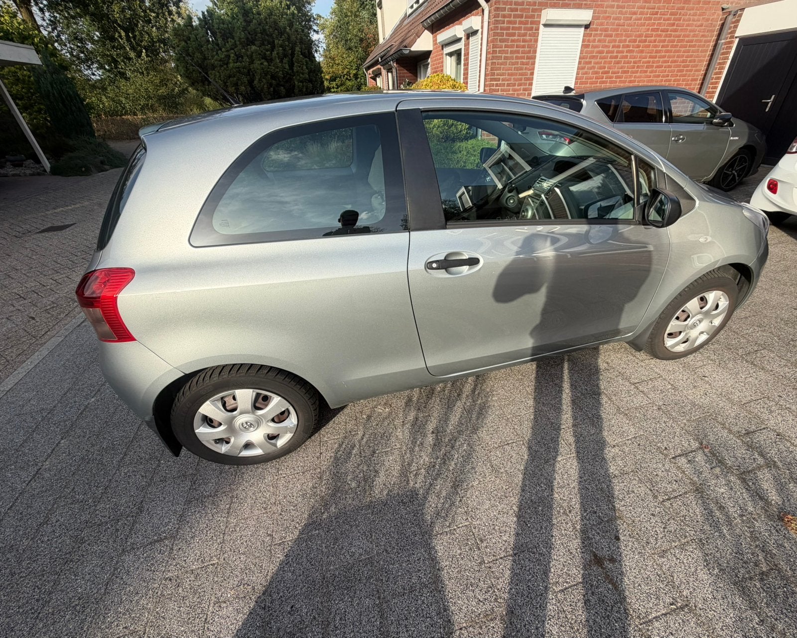 Foto 6 van Toyota Yaris 1.0 12V Vvt-i 3DR Terra 2006 Grijs