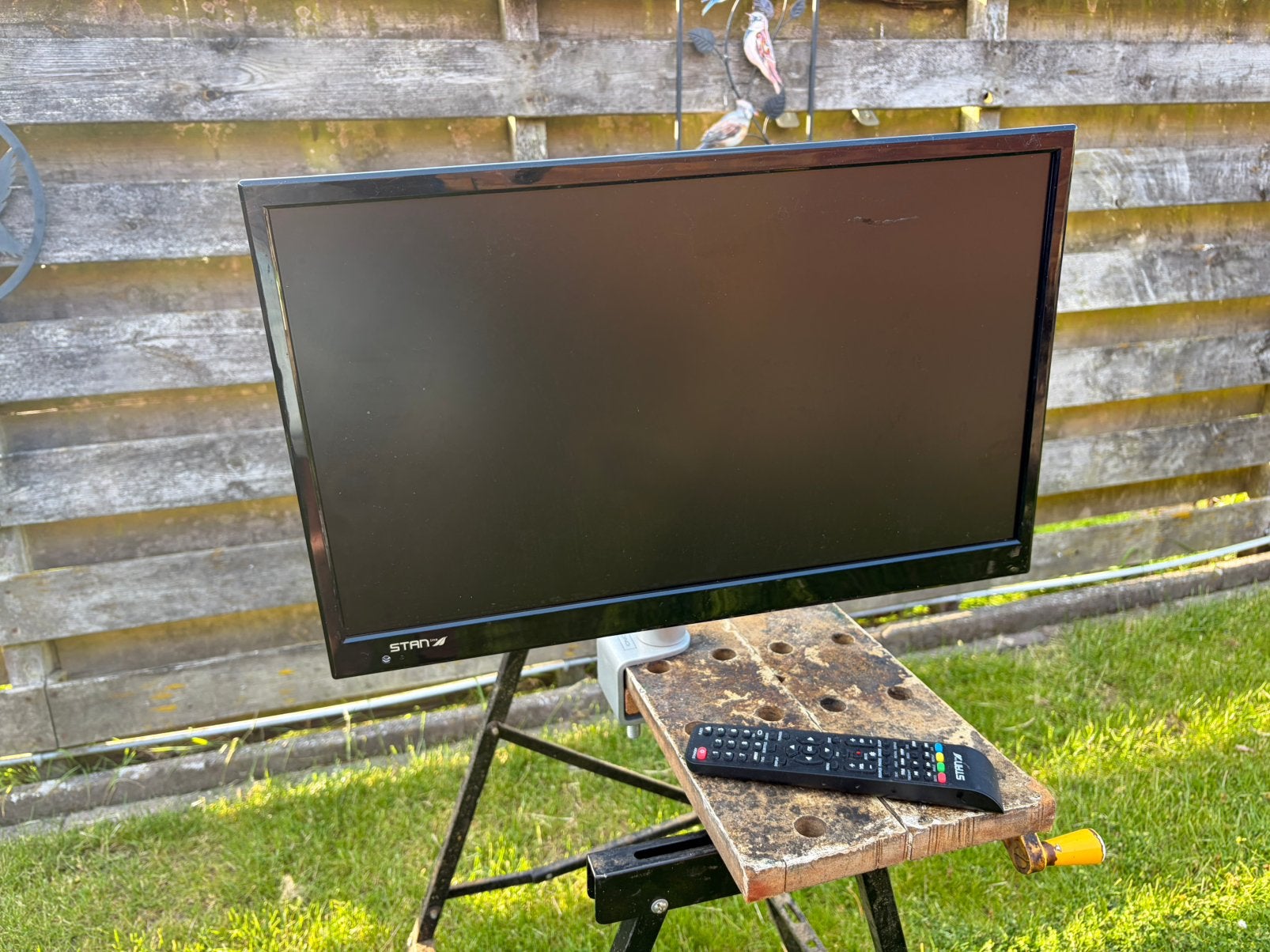Stanline 12volt tv/dvd speler met scart, HDMI, USB, Ophalen, Zo goed als nieuw