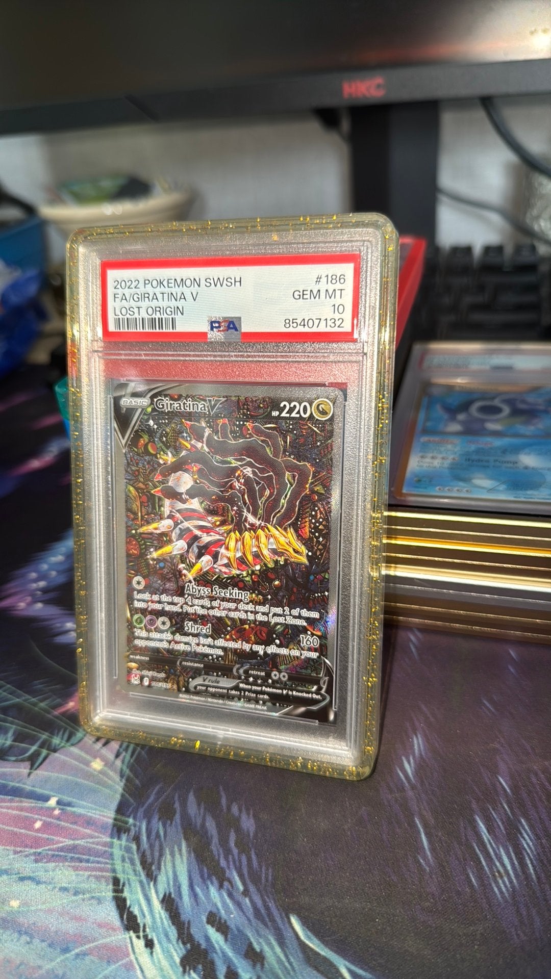Giratina v alt art psa 10, Ophalen of Verzenden, Zo goed als nieuw