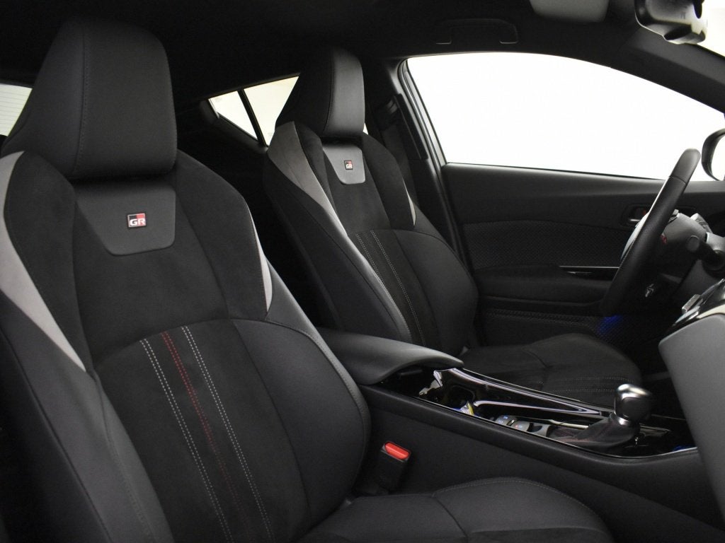 Toyota C-HR 2.0 Hybrid GR-Sport Bi-Tone | Trekhaak | JBL | B, Auto's, 12 maanden, Euro 6, 4 cilinders, Leder en Stof