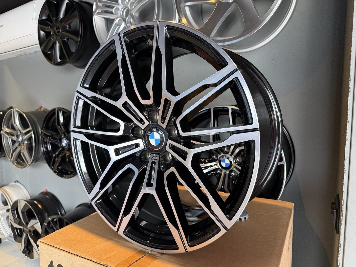 NIEUW 19inch BMW Style 825M Breedset Velgen 5x112 G30G20G15, 19 inch, -, -, Banden en Velgen