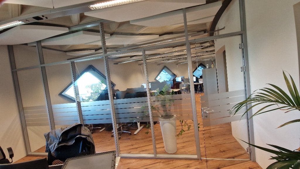 Systeemwand met deur (538x306), Ophalen, Gebruikt, Overige typen, 160 cm of meer