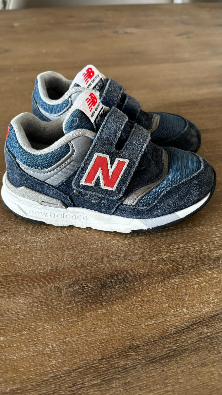 Partij verkoop 75 paar schoenen diverse maten en merken, Ophalen of Verzenden, Gedragen, Zwart, Sneakers of Gympen