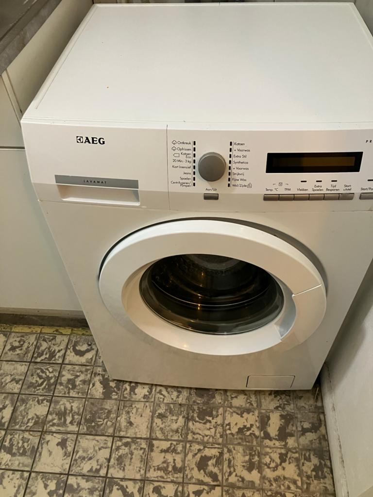 AEG Lavamat Protex 8kg Wasmachine, Ophalen, 1200 tot 1600 toeren, 8 tot 10 kg, Zo goed als nieuw