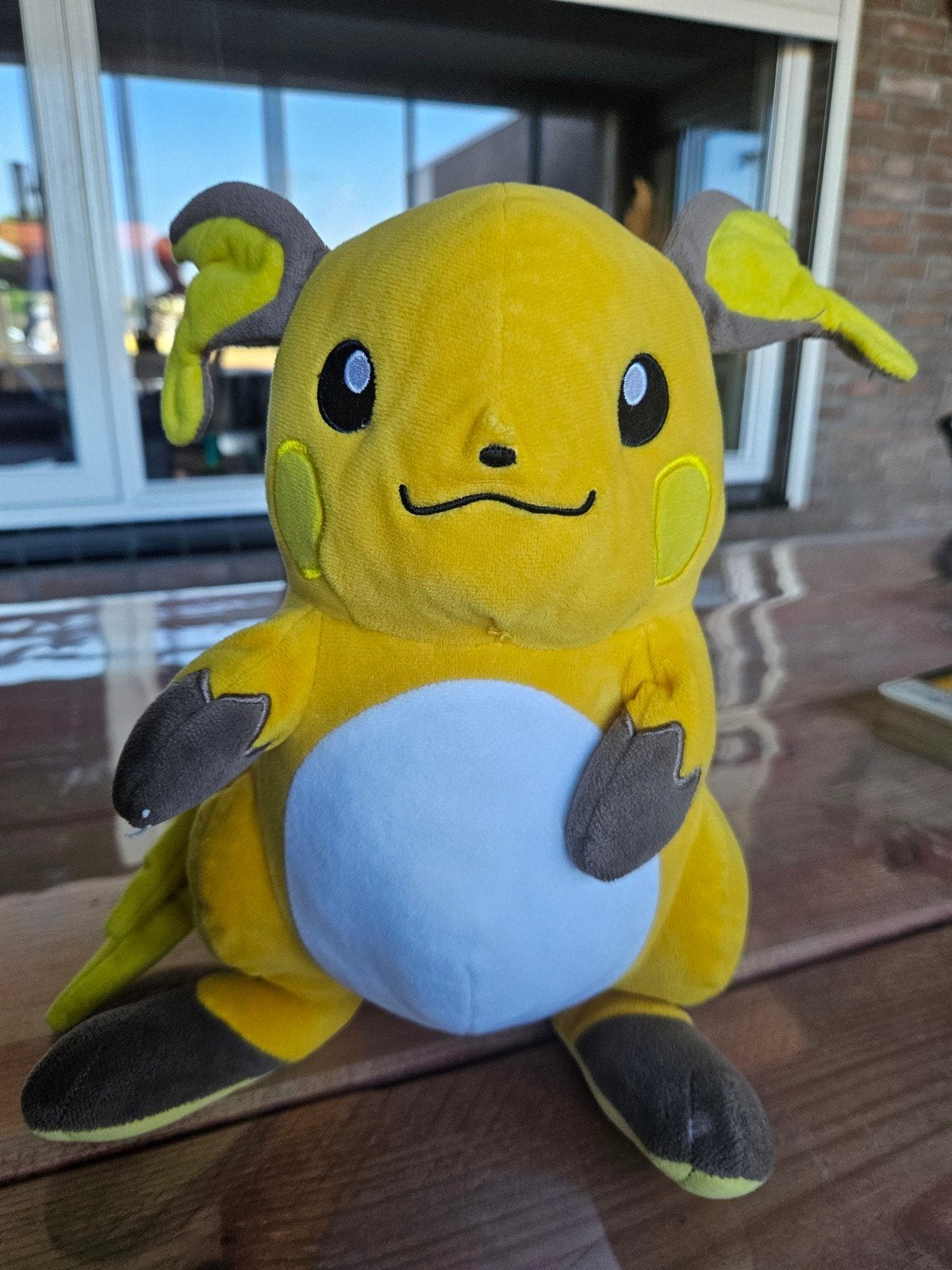 Leuke Raichu Pokémon knuffel - Zo goed als nieuw, Kinderen en Baby's, Overige merken, Geel, Overige typen, Ophalen of Verzenden