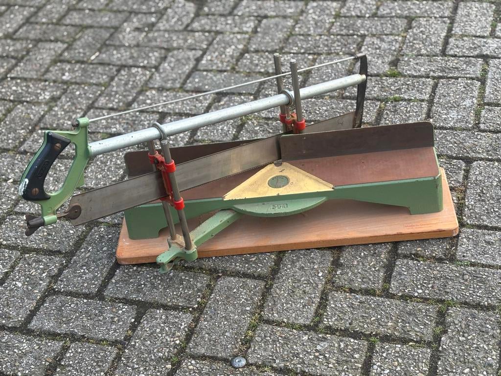 Ulmia verstekzaag brocant, Gebruikt, 70 mm of meer, Ophalen of Verzenden, Afkortzaag