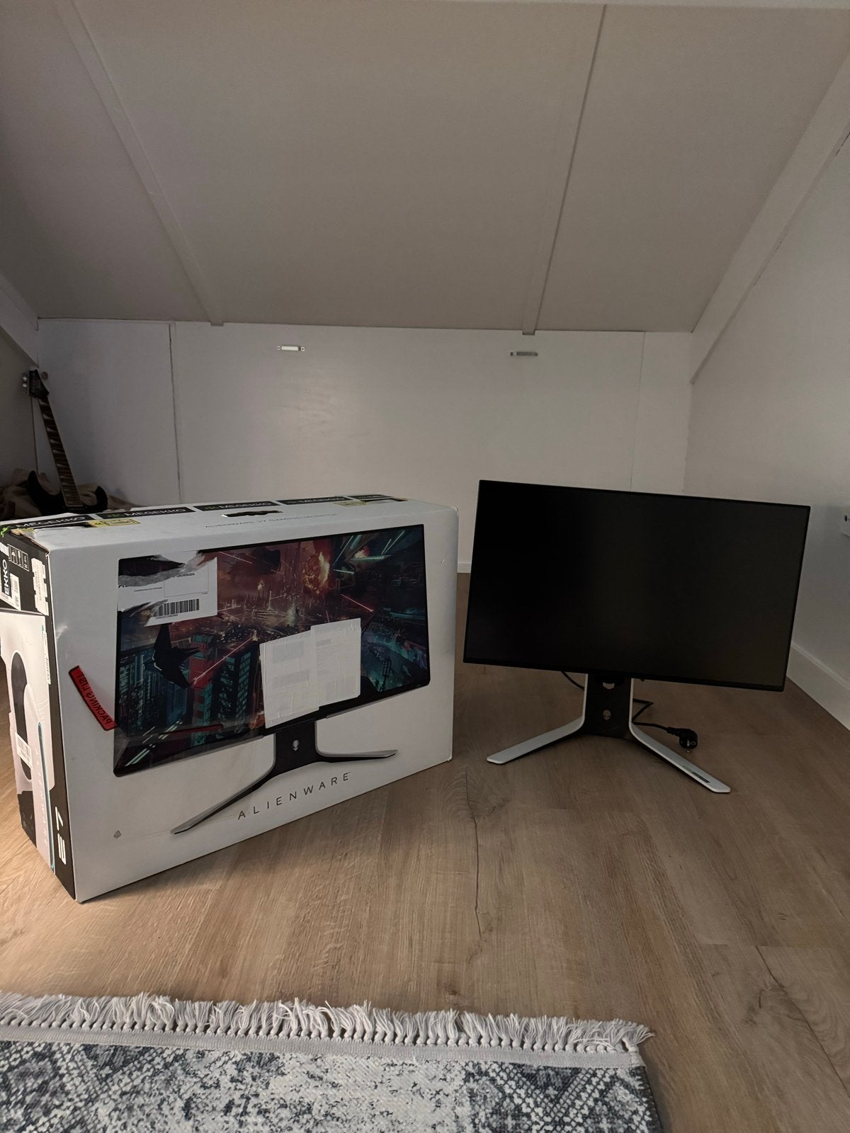 Alienware AW2721D Gaming Monitor - Zo goed als nieuw, Computers en Software, IPS, In hoogte verstelbaar, Zo goed als nieuw, 1 tot 2 ms